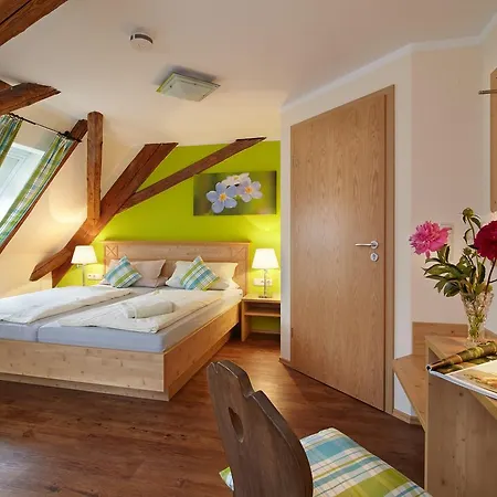 Inn Goldenes Roessle